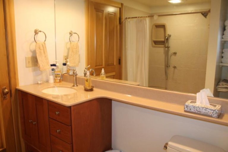 New Harmony Guest House